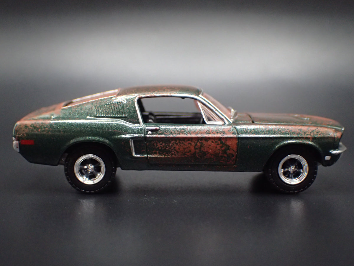 1968 FORD MUSTANG BULLITT FASTBACK BARN FIND 1:64 SCALE DIECAST MODEL CAR