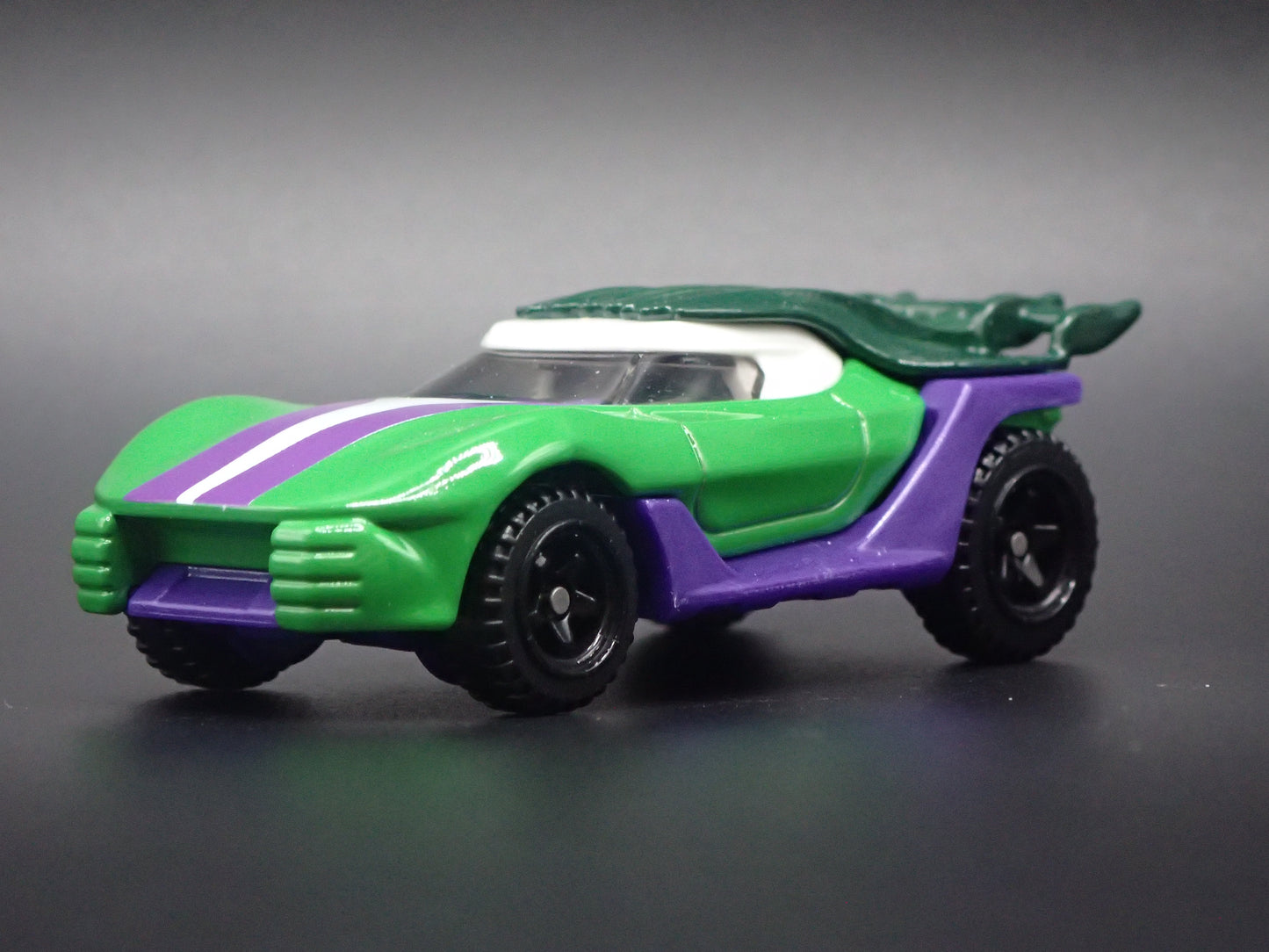SHE HULK MARVEL CHARACTER CARS 1/64 SCALE COLLECTIBLE DIECAST MODEL CAR