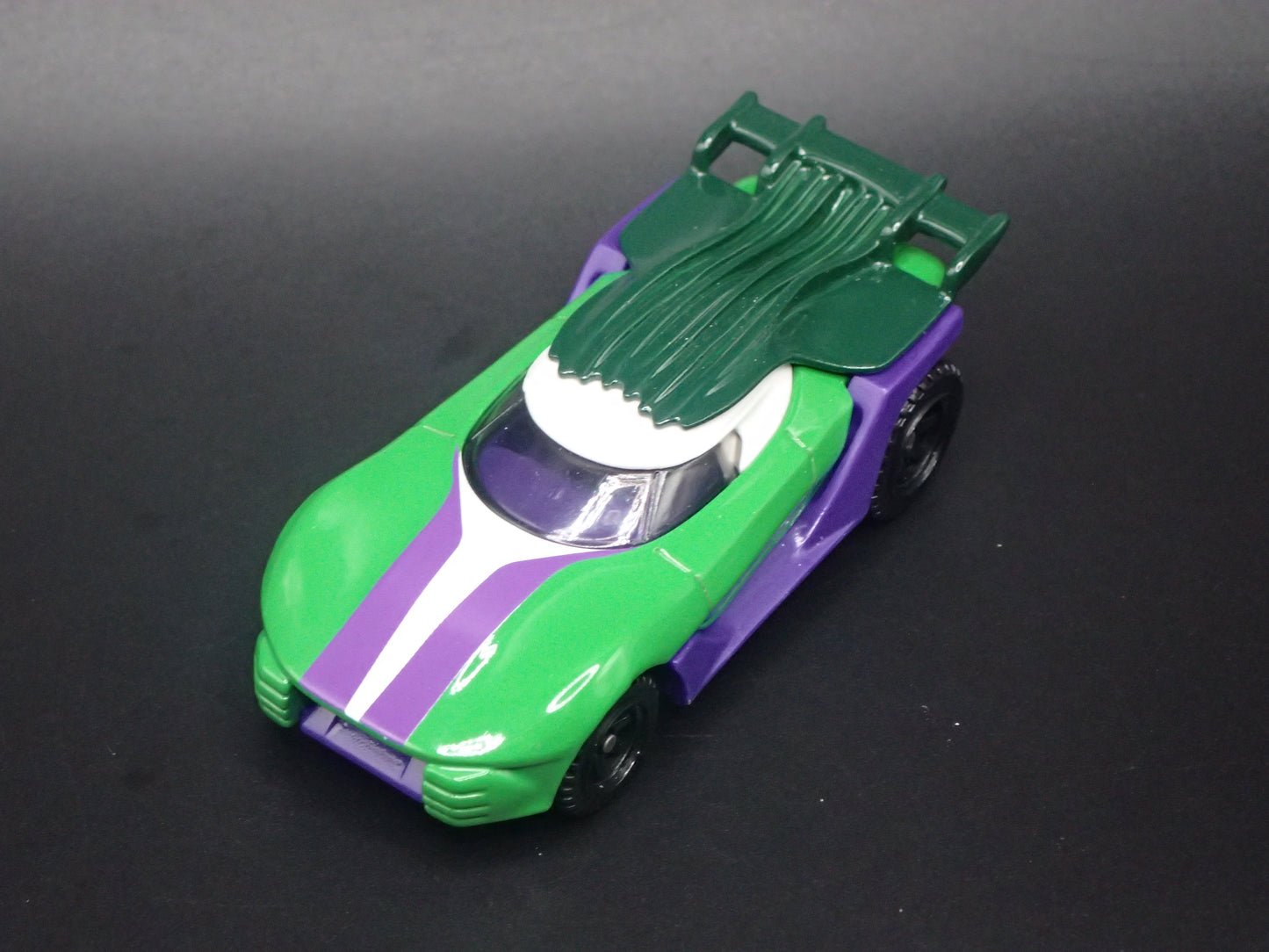 SHE HULK MARVEL CHARACTER CARS 1/64 SCALE COLLECTIBLE DIECAST MODEL CAR