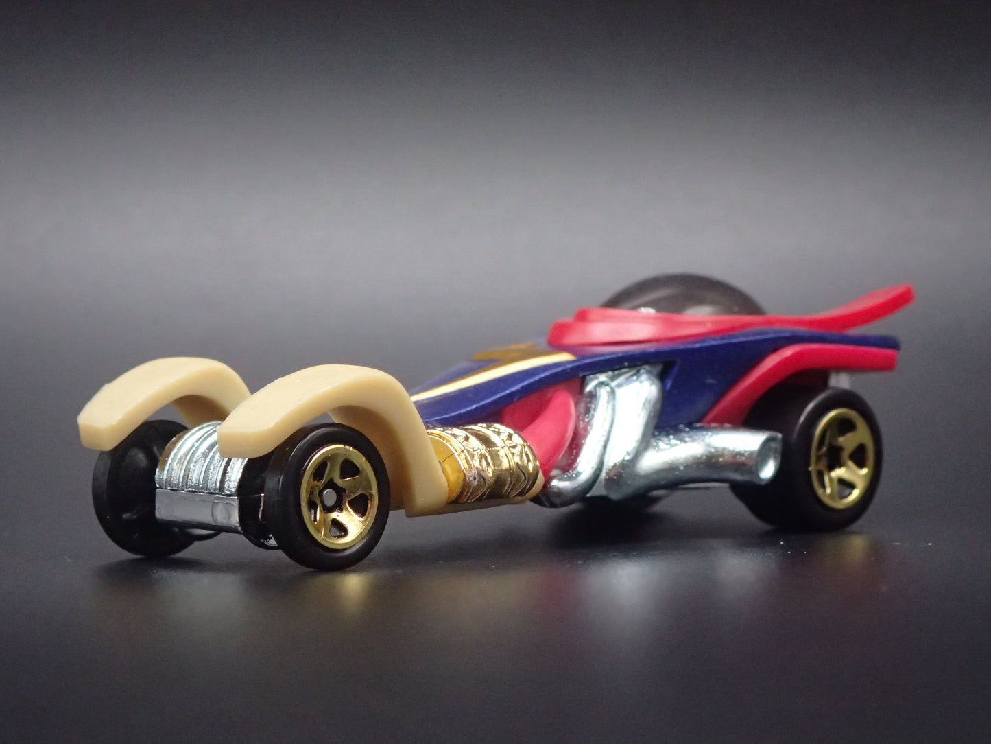 MS MARVEL MARVEL CHARACTER CARS 1/64 SCALE DIORAMA DIECAST MODEL CAR