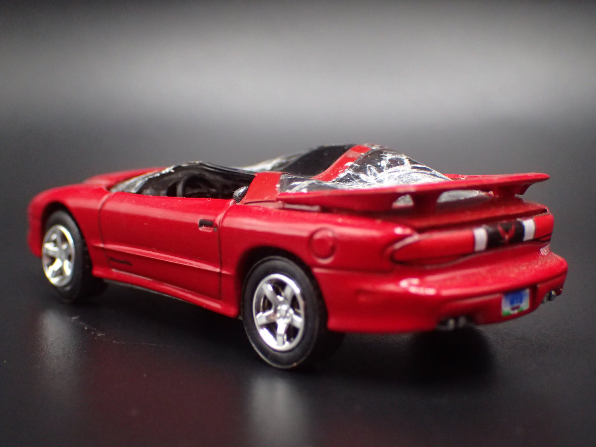 1997 97 PONTIAC FIREBIRD T/A TA ROLLOVER JUNKYARD 1:64 SCALE DIECAST MODEL CAR