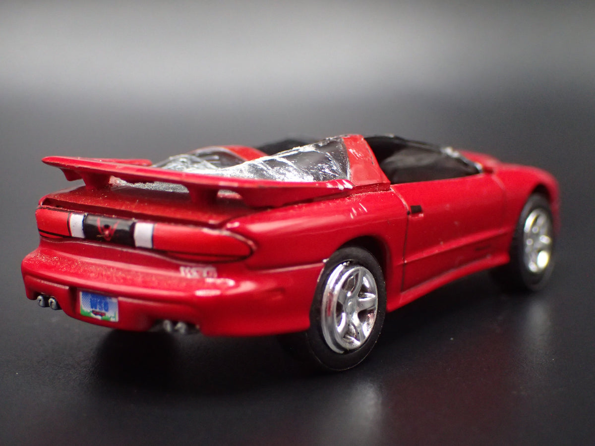 1997 97 PONTIAC FIREBIRD T/A TA ROLLOVER JUNKYARD 1:64 SCALE DIECAST MODEL CAR