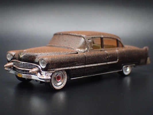 1955 CADILLAC CADDY FLEETWOOD SERIES 60 BARN FIND 1/64 SCALE DIECAST MODEL CAR