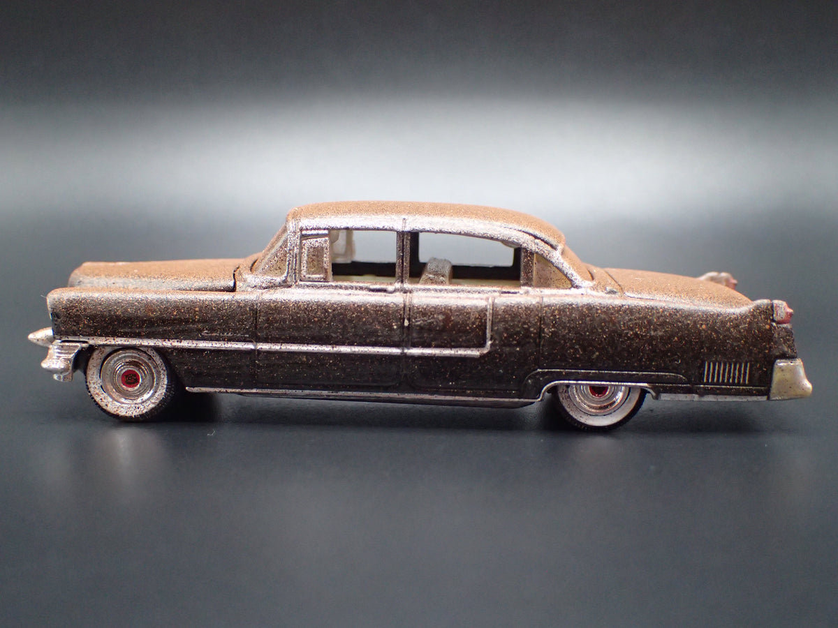 1955 CADILLAC CADDY FLEETWOOD SERIES 60 BARN FIND 1/64 SCALE DIECAST MODEL CAR