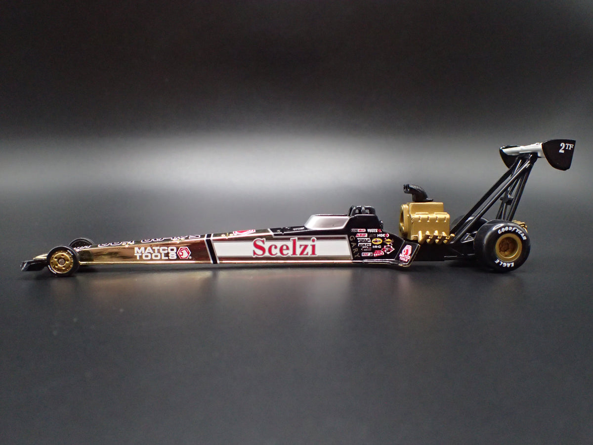 2001 01 GARY SCELZI NHRA TOP FUEL DRAGSTER 1:64 SCALE DIORAMA DIECAST MODEL CAR