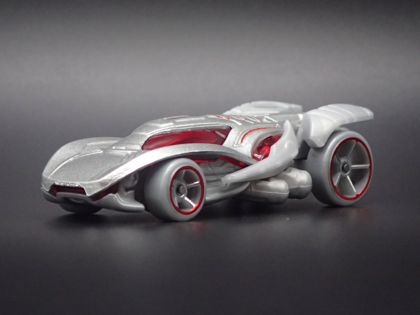 ULTRON MARVEL CHARACTER CARS 1/64 SCALE DIORAMA DIECAST MODEL CAR