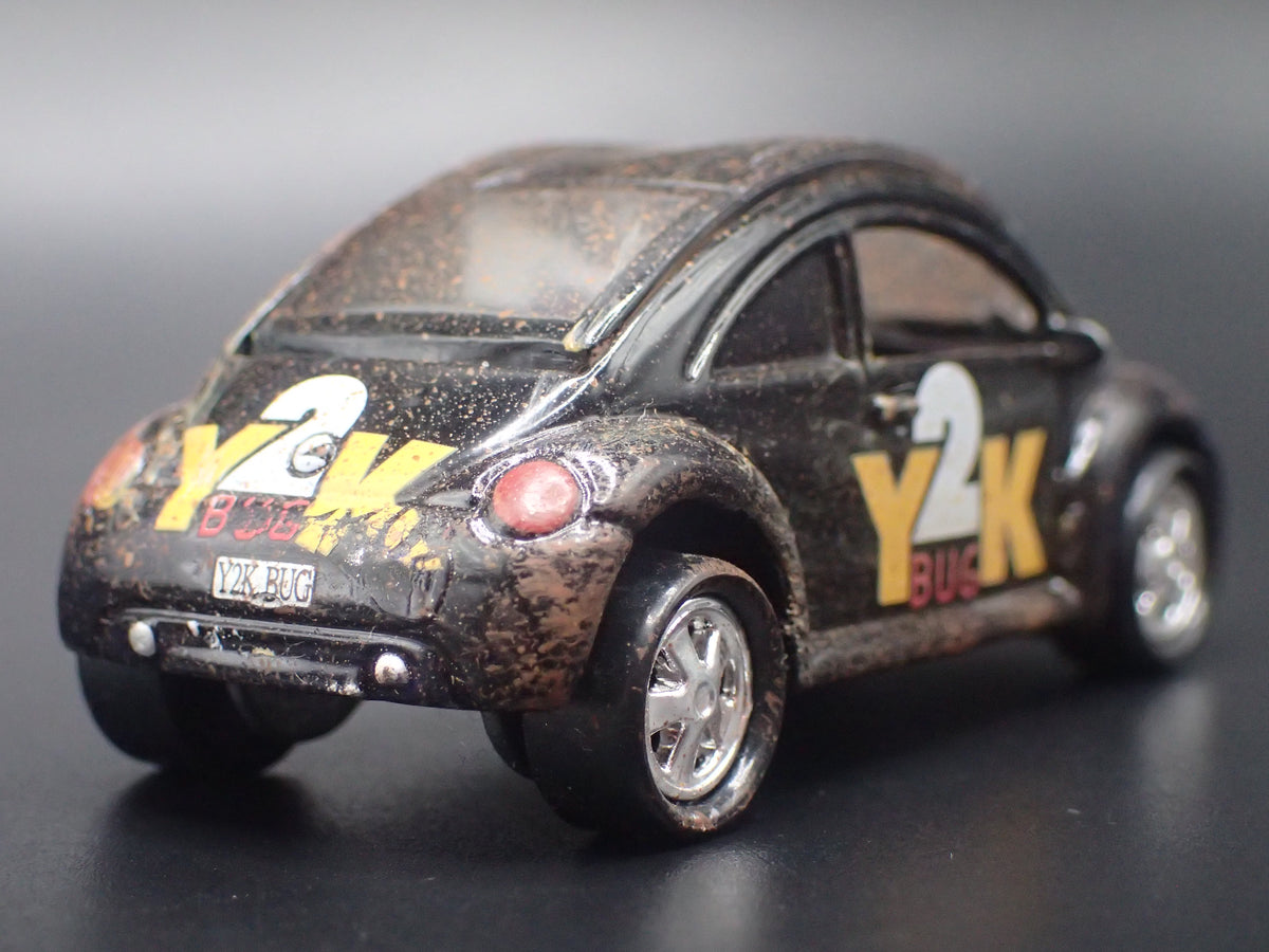 1998-2011 VW VOLKSWAGEN NEW BEETLE BUG BARN FIND 1:64 SCALE DIECAST MODEL CAR