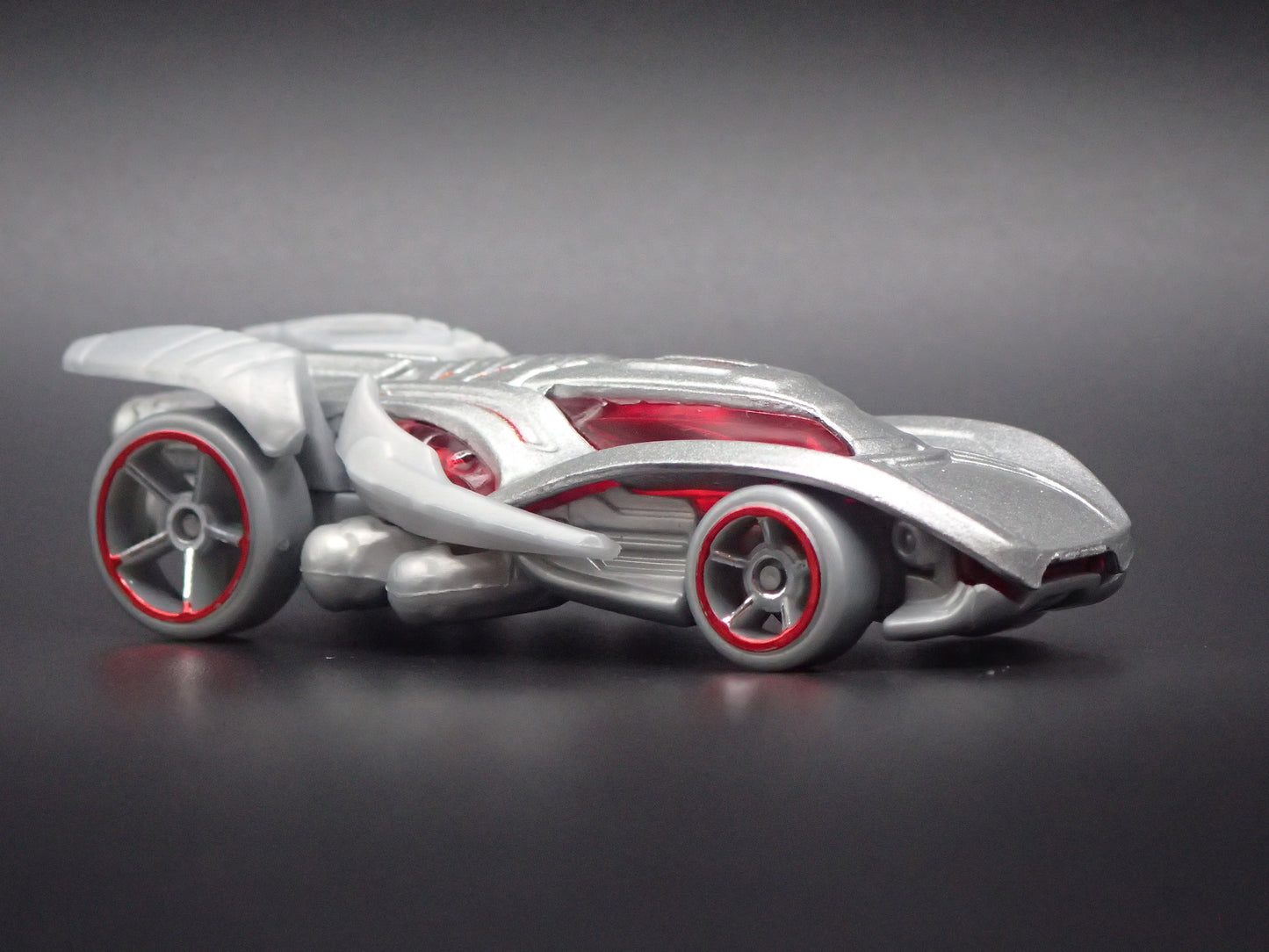 ULTRON MARVEL CHARACTER CARS 1/64 SCALE DIORAMA DIECAST MODEL CAR