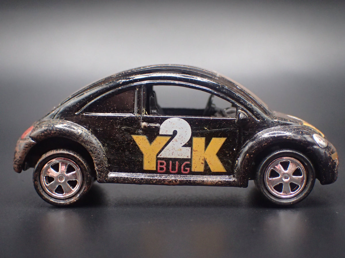 1998-2011 VW VOLKSWAGEN NEW BEETLE BUG BARN FIND 1:64 SCALE DIECAST MODEL CAR