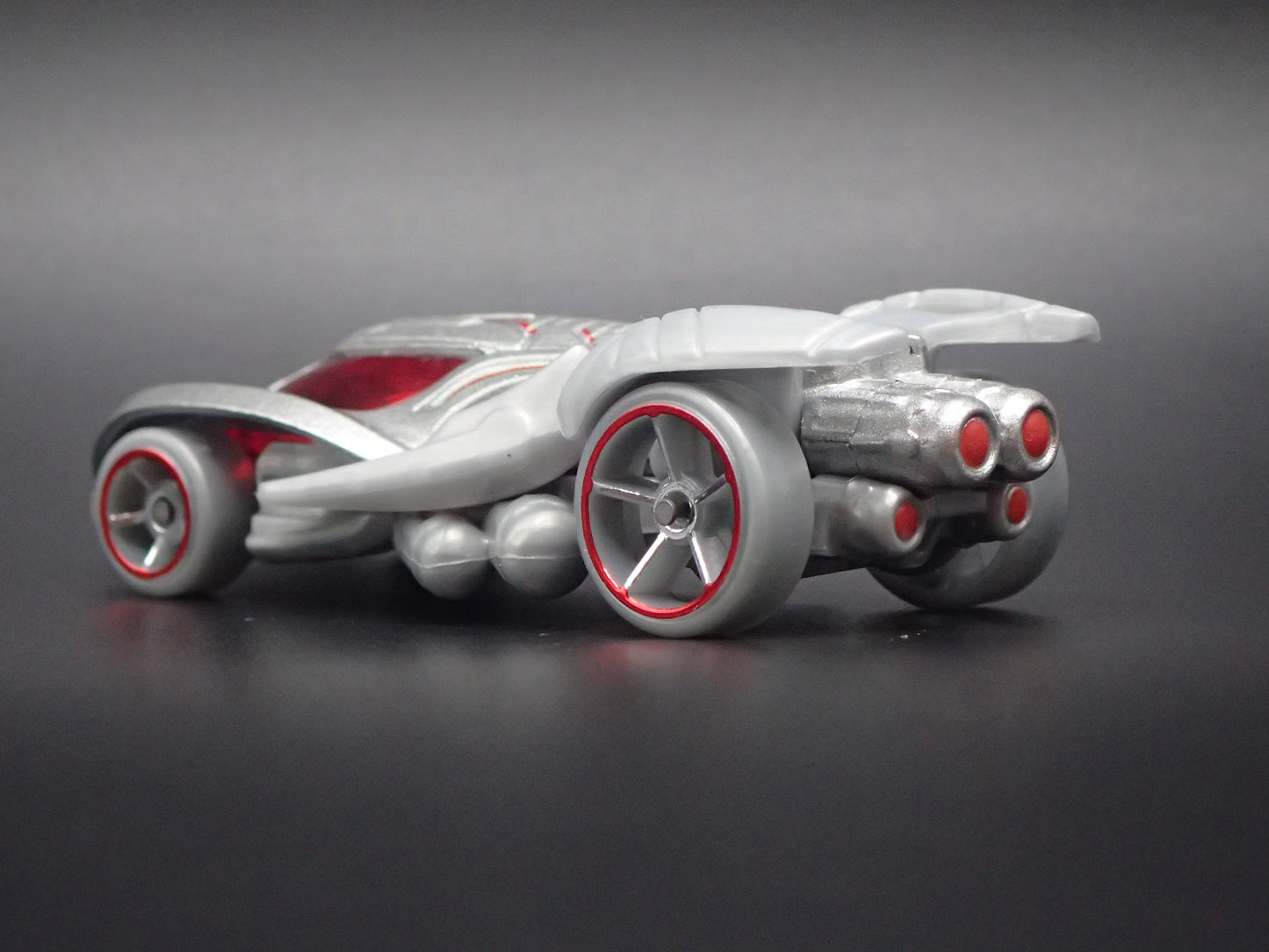 ULTRON MARVEL CHARACTER CARS 1/64 SCALE DIORAMA DIECAST MODEL CAR