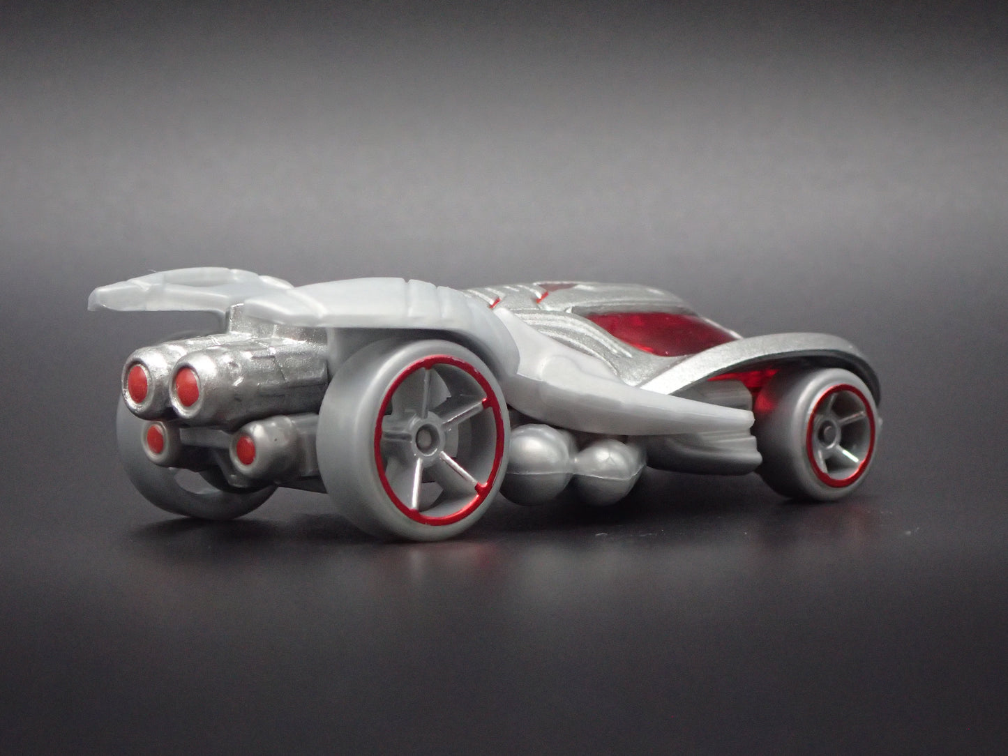 ULTRON MARVEL CHARACTER CARS 1/64 SCALE DIORAMA DIECAST MODEL CAR