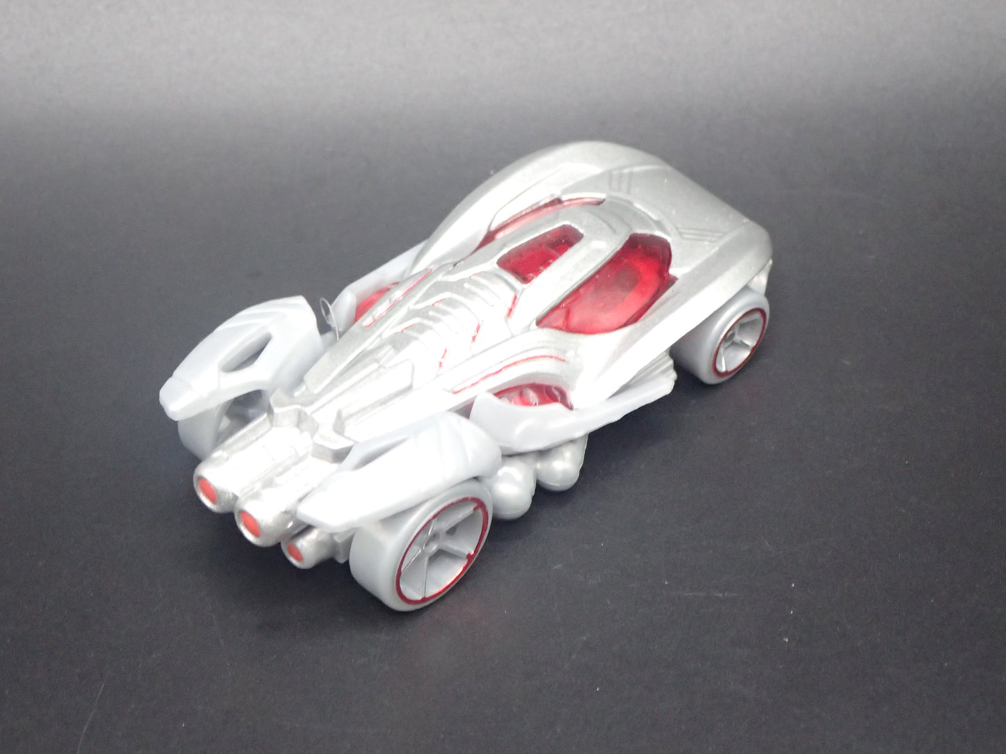 ULTRON MARVEL CHARACTER CARS 1/64 SCALE DIORAMA DIECAST MODEL CAR