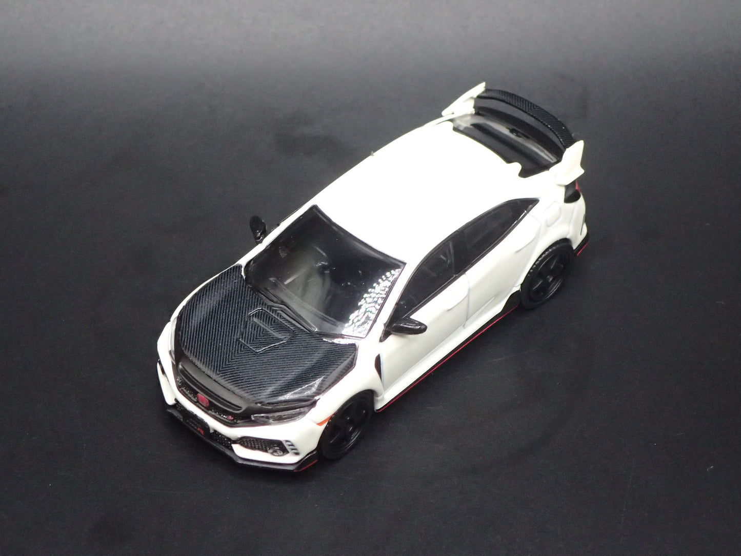 2017-2021 HONDA CIVIC TYPE R FK8 WHITE 1:64 SCALE COLLECTIBLE DIECAST MODEL CAR