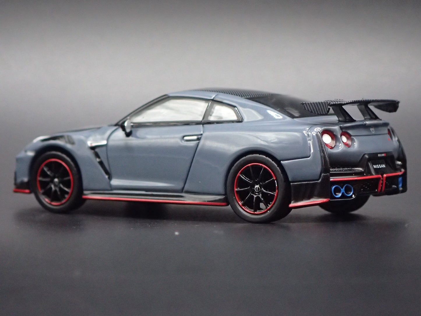 2023-2025 NISSAN GTR R35 SKYLINE NISMO GRAY 1:64 SCALE DIECAST MODEL CAR