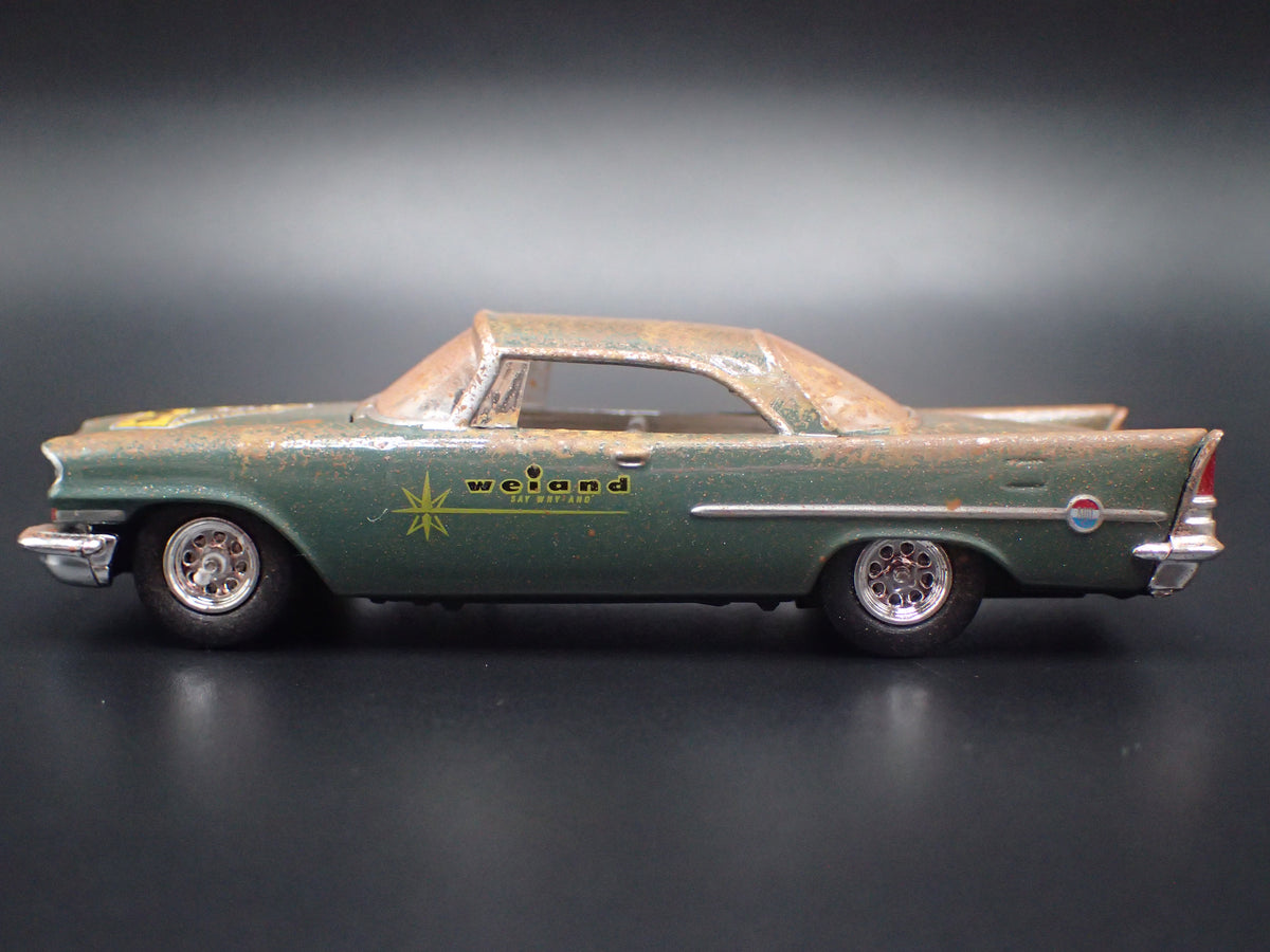 1957 57 CHRYSLER 300C CUSTOM BARN FIND 1:64 SCALE DIORAMA DIECAST MODEL CAR