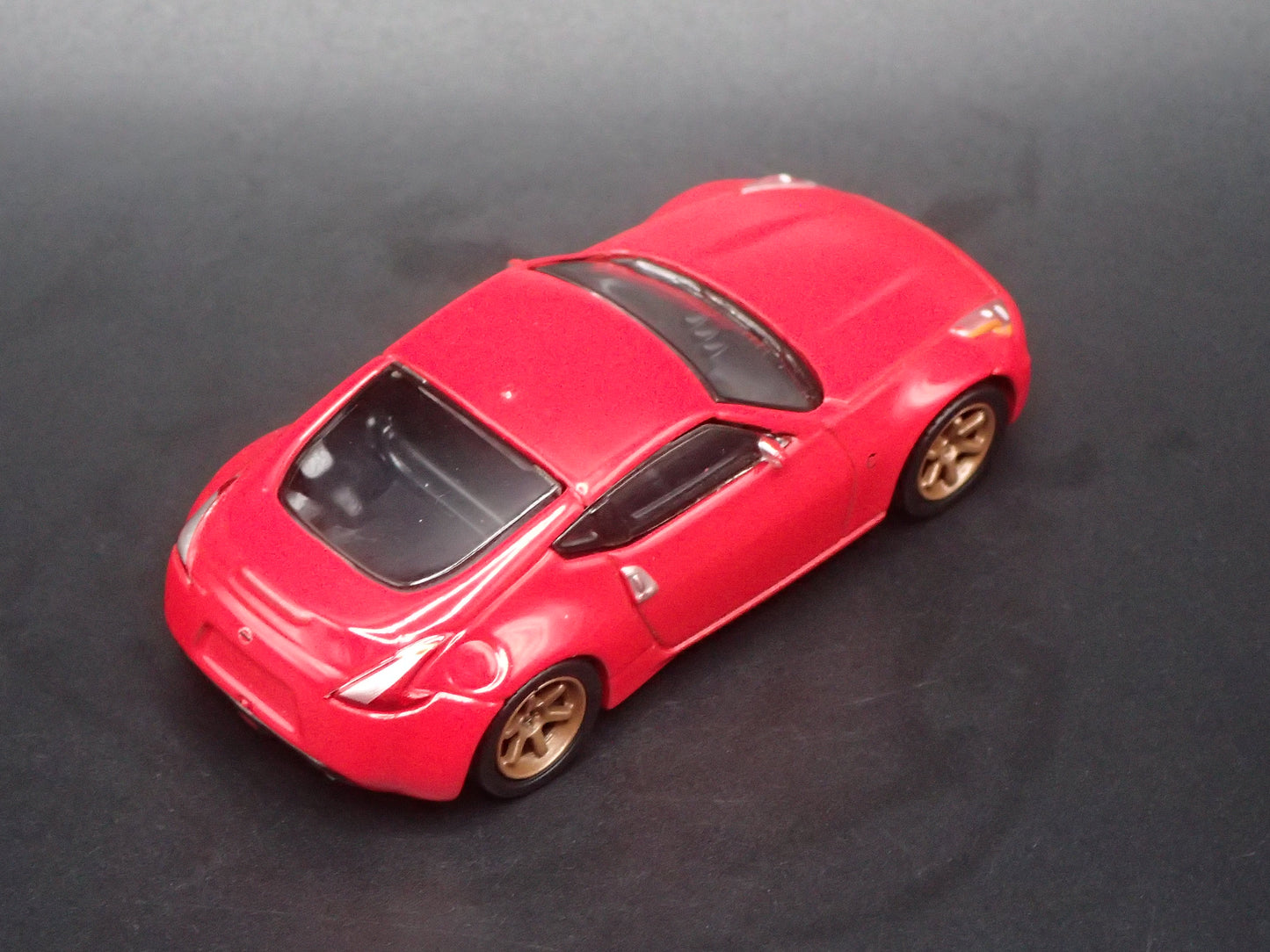 2009-2020 NISSAN 370Z RED 1:64 SCALE COLLECTIBLE DIORAMA DIECAST MODEL CAR