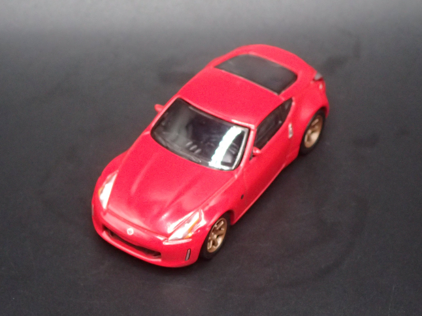 2009-2020 NISSAN 370Z RED 1:64 SCALE COLLECTIBLE DIORAMA DIECAST MODEL CAR