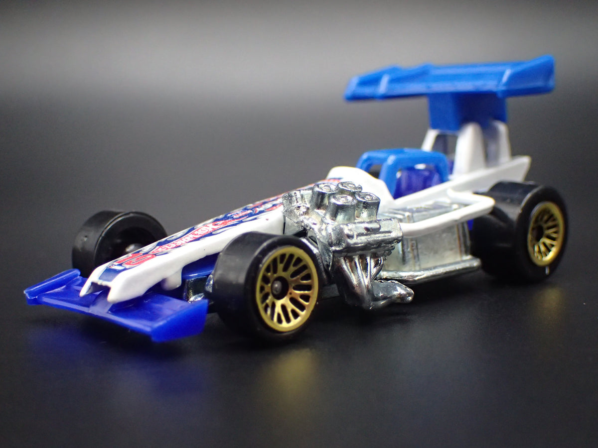 SUPER MODIFIED RACE CAR 1:64 SCALE DIORAMA DIECAST MODEL CAR
