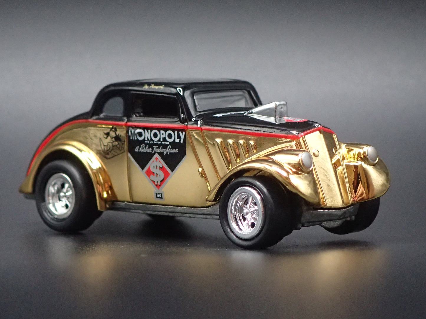 1933 33 WILLYS GASSER W MONOPOLY GOLD 1:64 SCALE COLLECTIBLE DIECAST MODEL CAR