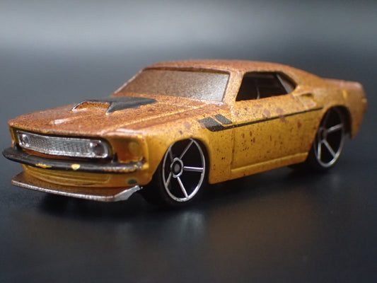1969 69 FORD MUSTANG FASTBACK CUSTOM BARN FIND 1/64 SCALE DIECAST MODEL CAR
