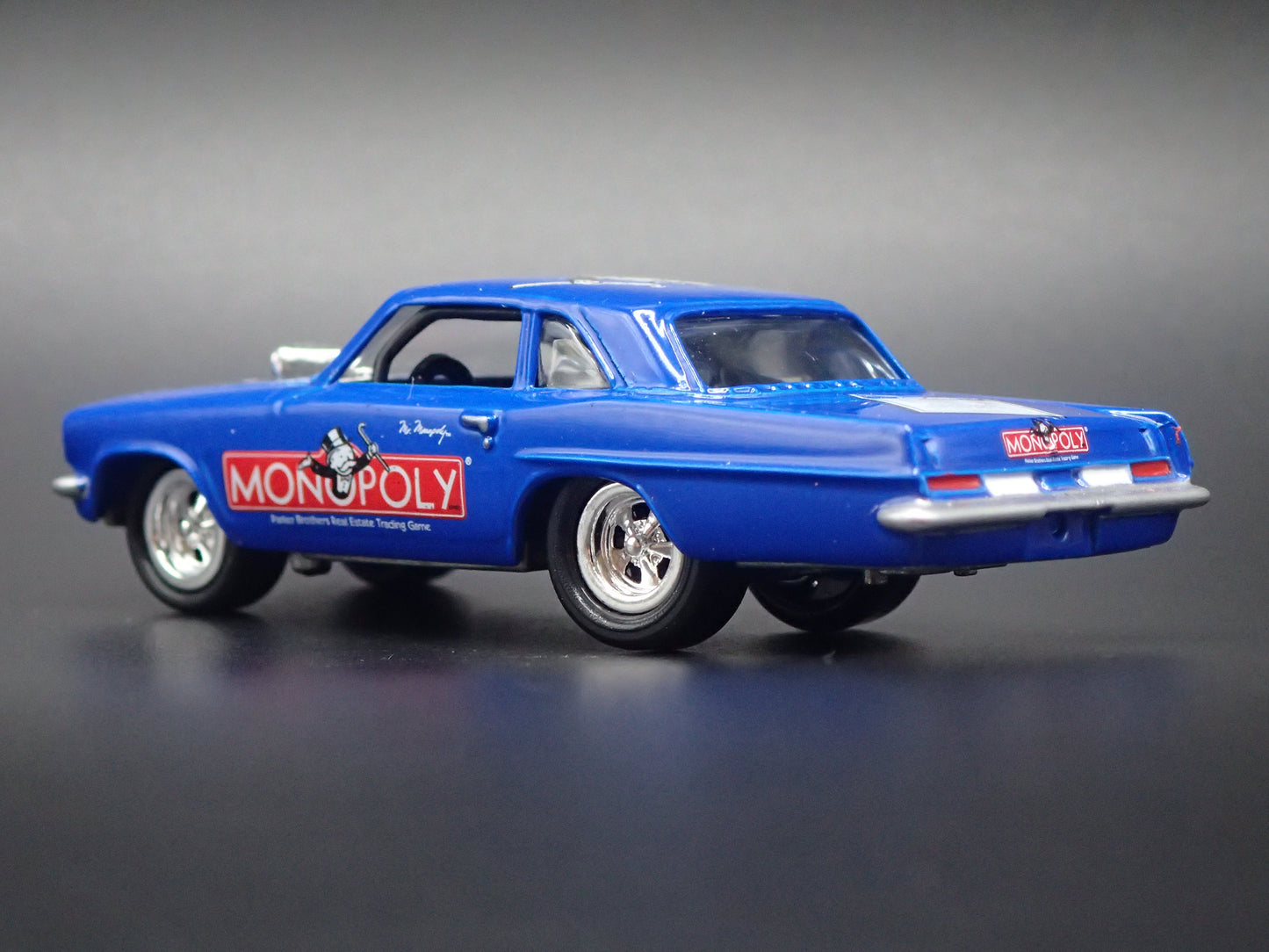 1963 63 PONTIAC TEMPEST MONOPLY 1:64 SCALE COLLECTIBLE DIORAMA DIECAST MODEL CAR