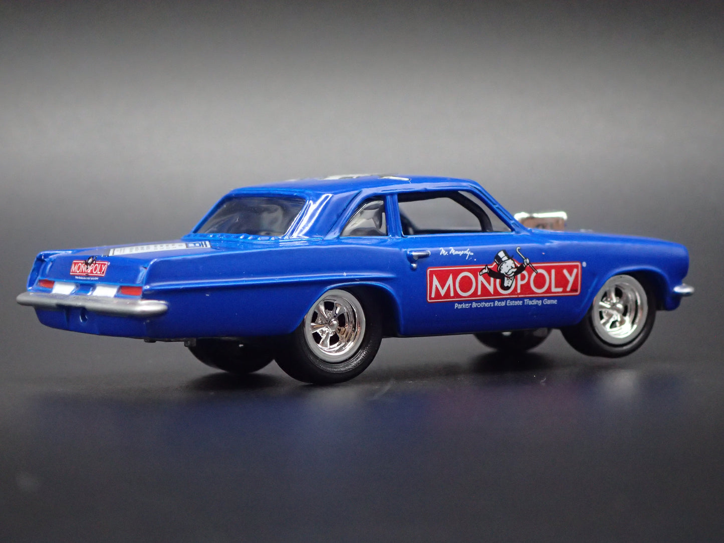 1963 63 PONTIAC TEMPEST MONOPLY 1:64 SCALE COLLECTIBLE DIORAMA DIECAST MODEL CAR