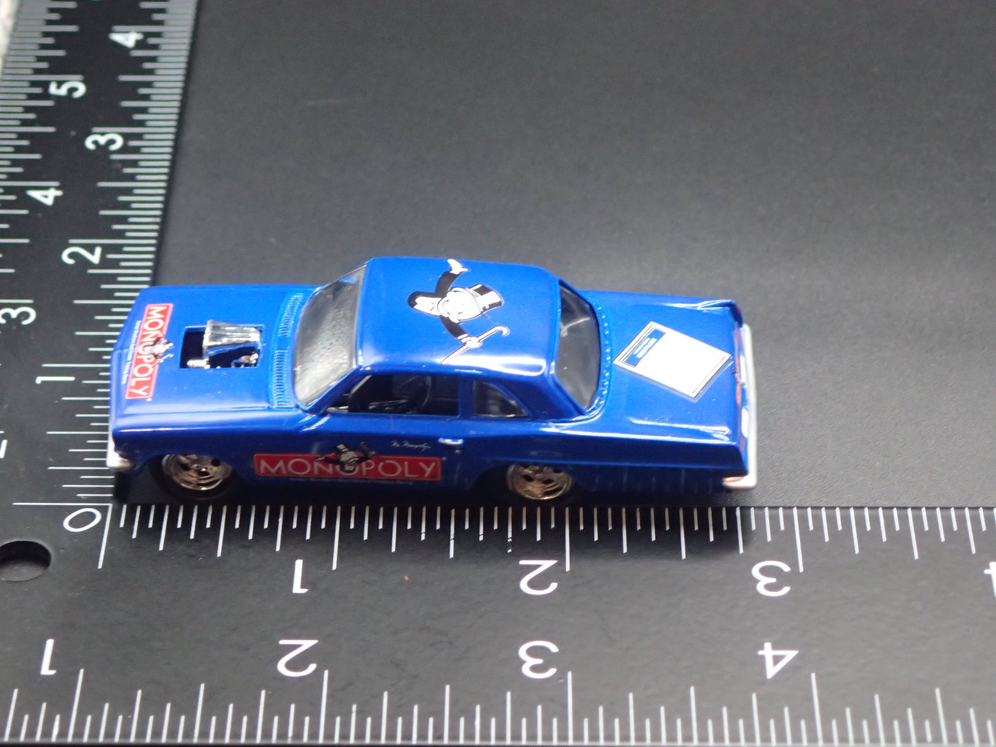 1963 63 PONTIAC TEMPEST MONOPLY 1:64 SCALE COLLECTIBLE DIORAMA DIECAST MODEL CAR