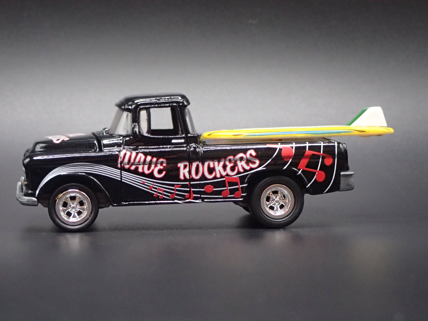 1955 55 CHEVY CHEVROLET CAMEO PICKUP TRUCK SURFING 1:64 SCALE DIECAST MODEL CAR