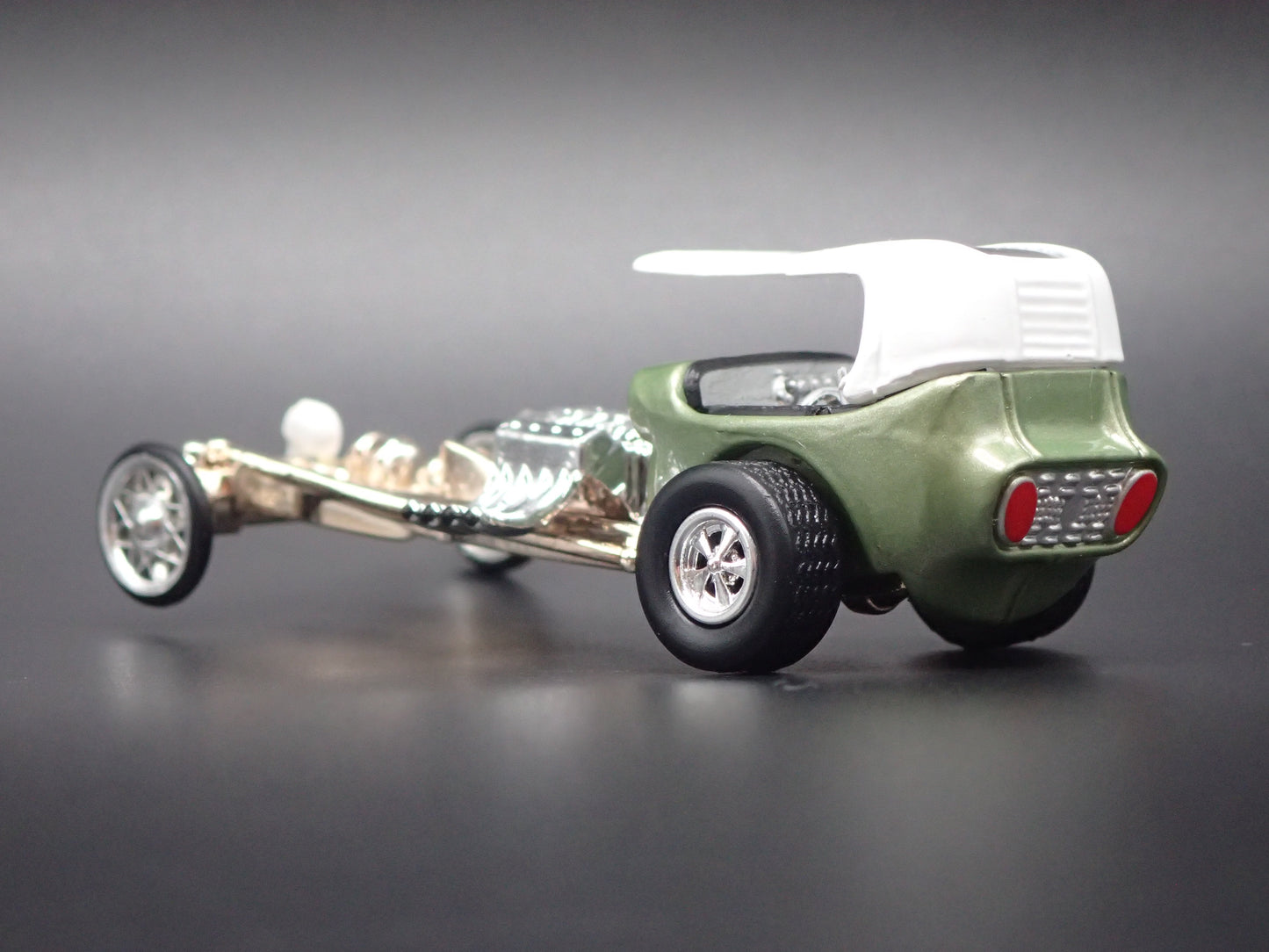 CARL CASPERS UNDERTAKER HOT ROD DRAGSTER 1:64 SCALE DIORAMA DIECAST MODEL CAR