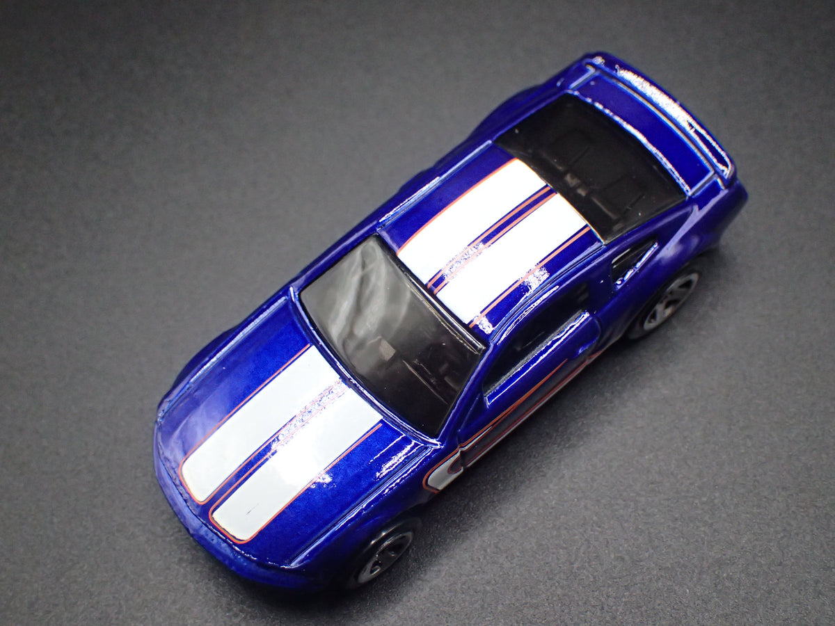 2005- 2009 FORD MUSTANG GT BLUE RARE 1:64 SCALE COLLECTIBLE DIECAST MODEL CAR