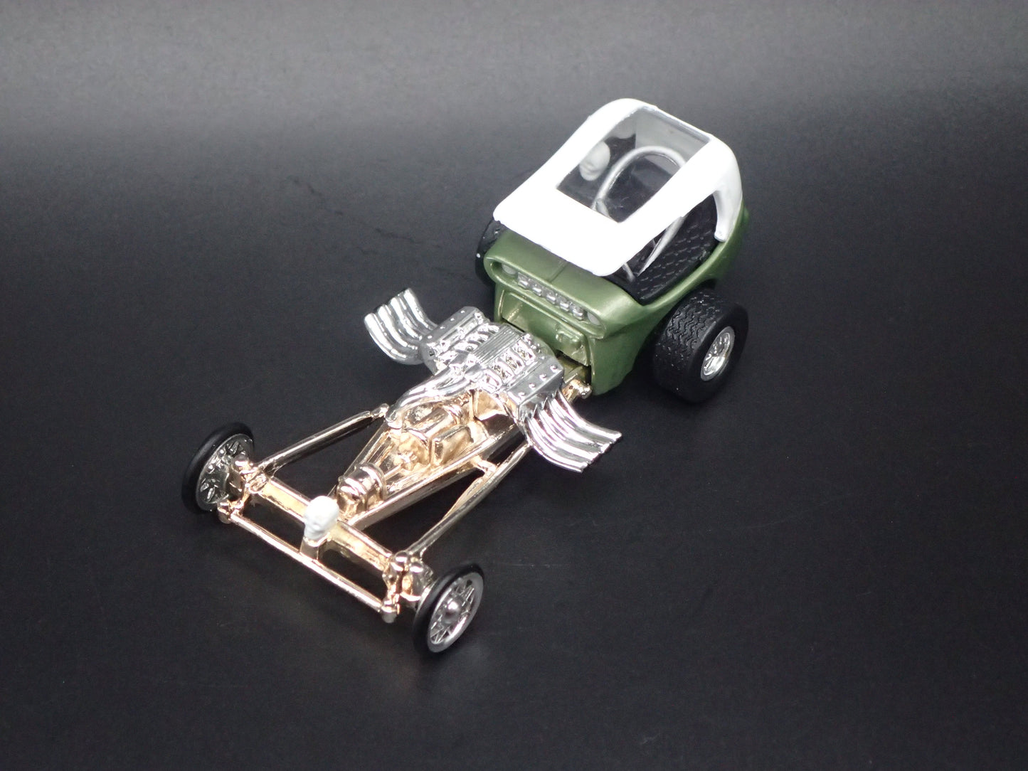 CARL CASPERS UNDERTAKER HOT ROD DRAGSTER 1:64 SCALE DIORAMA DIECAST MODEL CAR