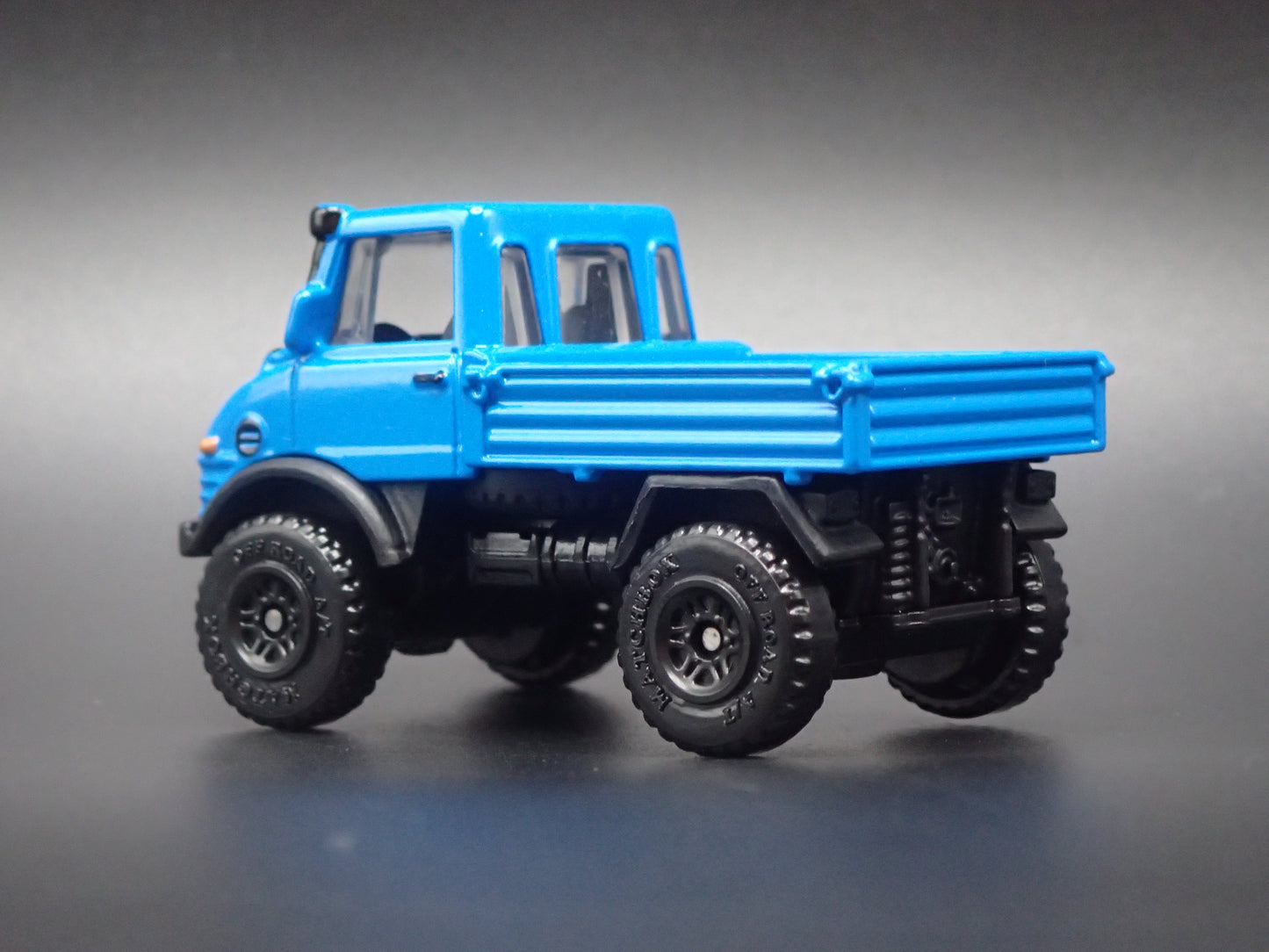 1963-1989 MERCEDES-BENZ UNIMOG 406 UTILITY TRUCK RED 1:64 SCALE DIECAST MODEL CAR