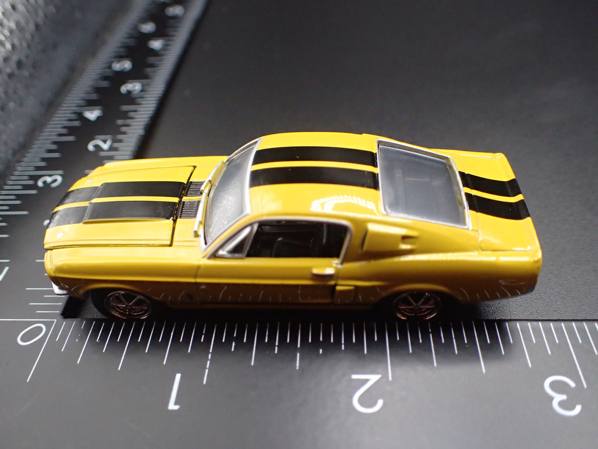 1967 67 FORD MUSTANG SHELBY GT500 FASTBACK 1:64 SCALE DIORAMA DIECAST MODEL CAR