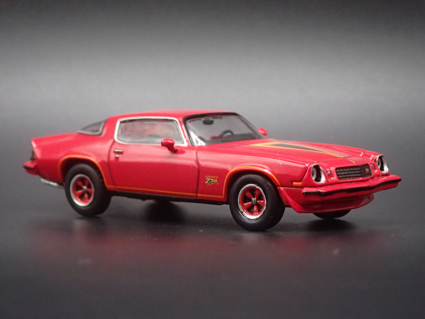1977 77 CHEVY CHEVROLET CAMARO Z28 RED 1:64 SCALE DIORAMA DIECAST MODEL CAR