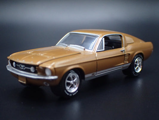1967 67 FORD MUSTANG GT FASTBACK GOLD 1:64 SCALE DIORAMA DIECAST MODEL CAR-Burning Rubber Toy Company