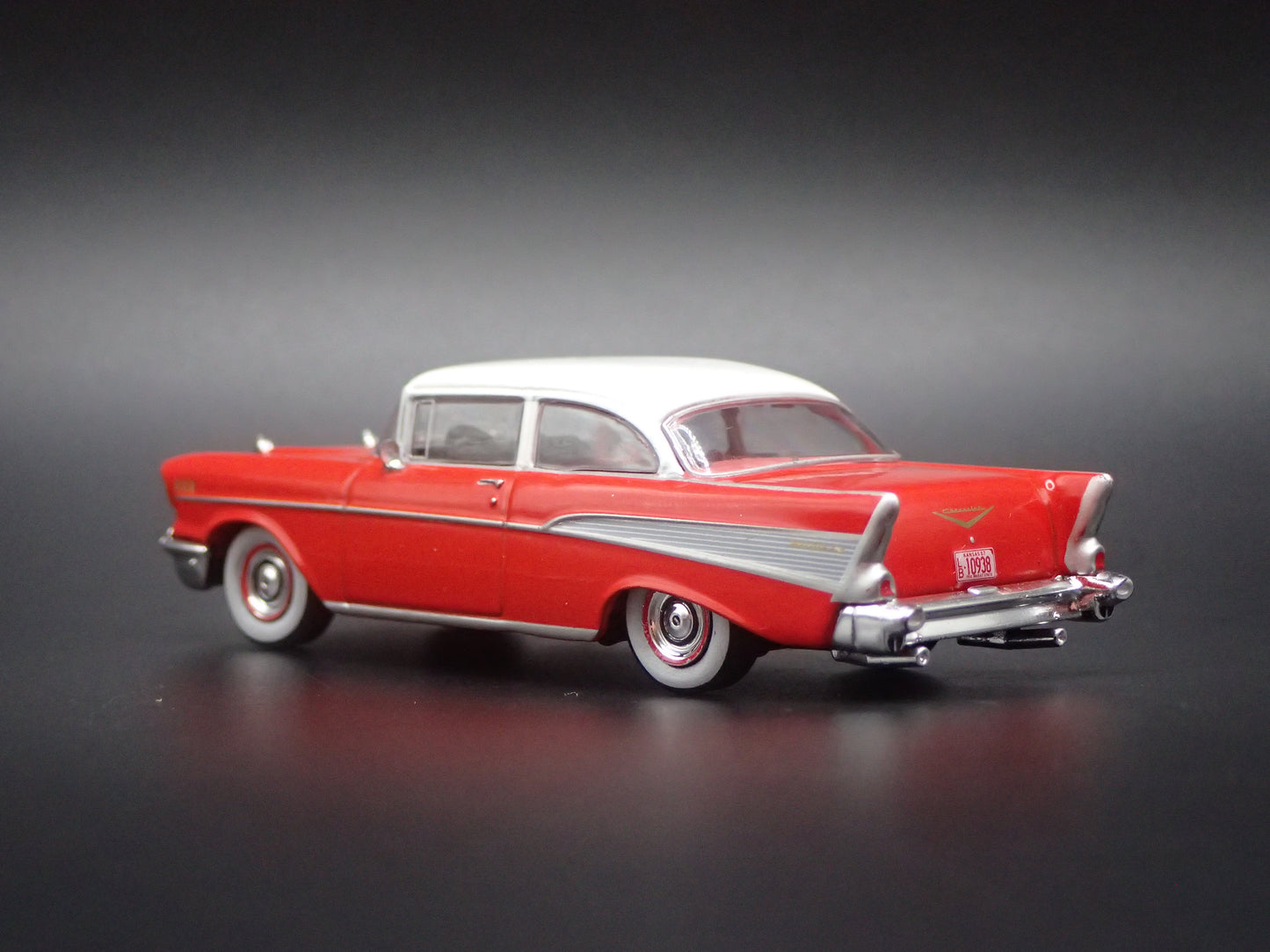 1957 57 CHEVY CHEVROLET BEL AIR SEDAN RED 1:64 SCALE DIECAST MODEL CAR