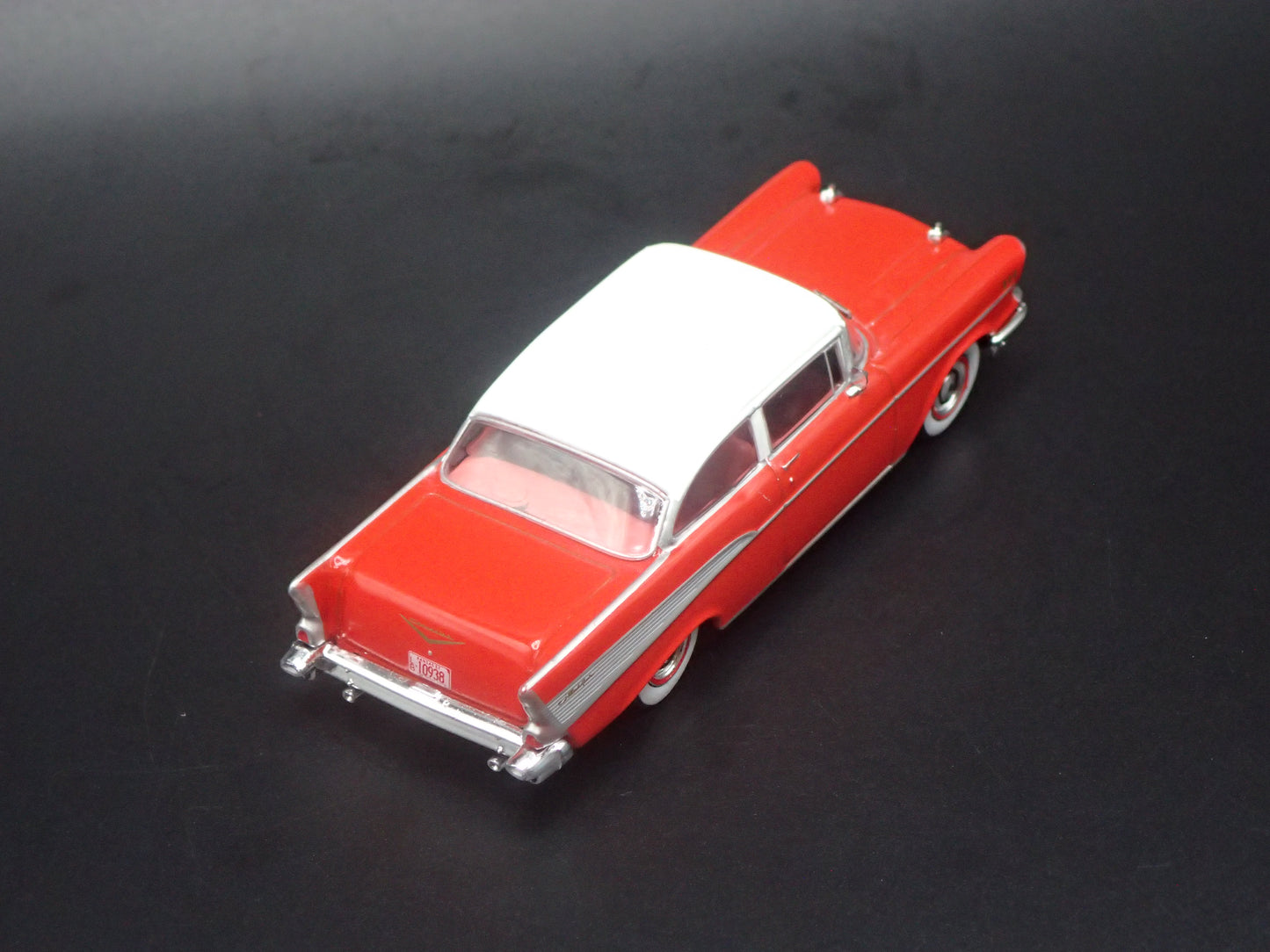 1957 57 CHEVY CHEVROLET BEL AIR SEDAN RED 1:64 SCALE DIECAST MODEL CAR