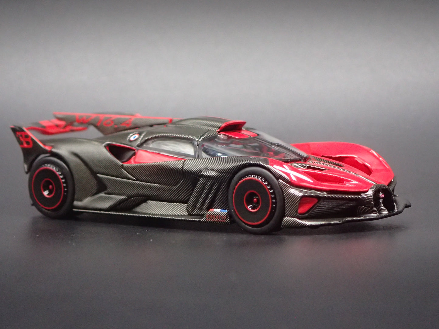 2024-2025 BUGATTI BOLIDE SUPER CAR RED 1:64 SCALE DIORAMA DIECAST MODEL CAR