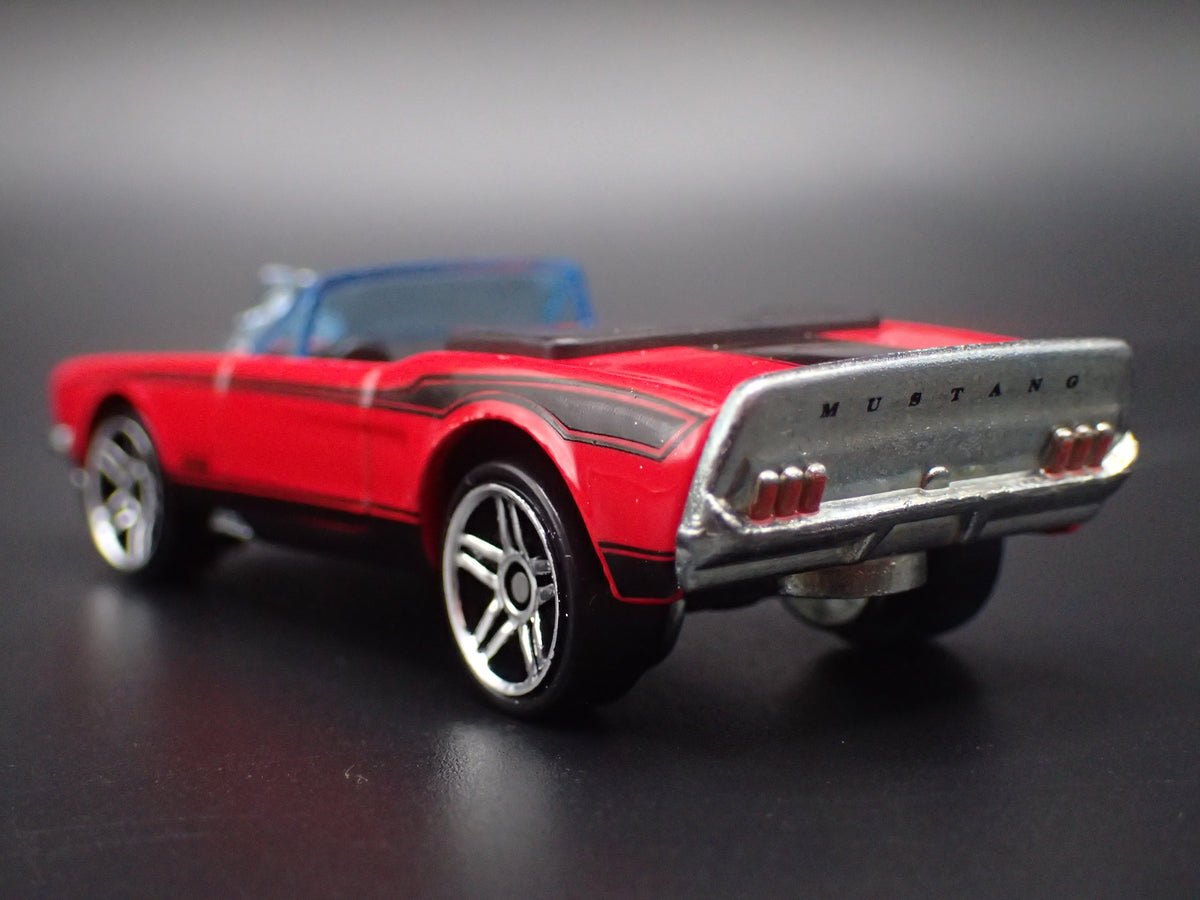 1968 68 FORD MUSTANG CUSTOM CONVERTIBLE RED 1:64 SCALE DIECAST MODEL CAR