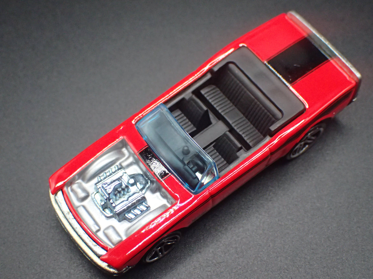 1968 68 FORD MUSTANG CUSTOM CONVERTIBLE RED 1:64 SCALE DIECAST MODEL CAR