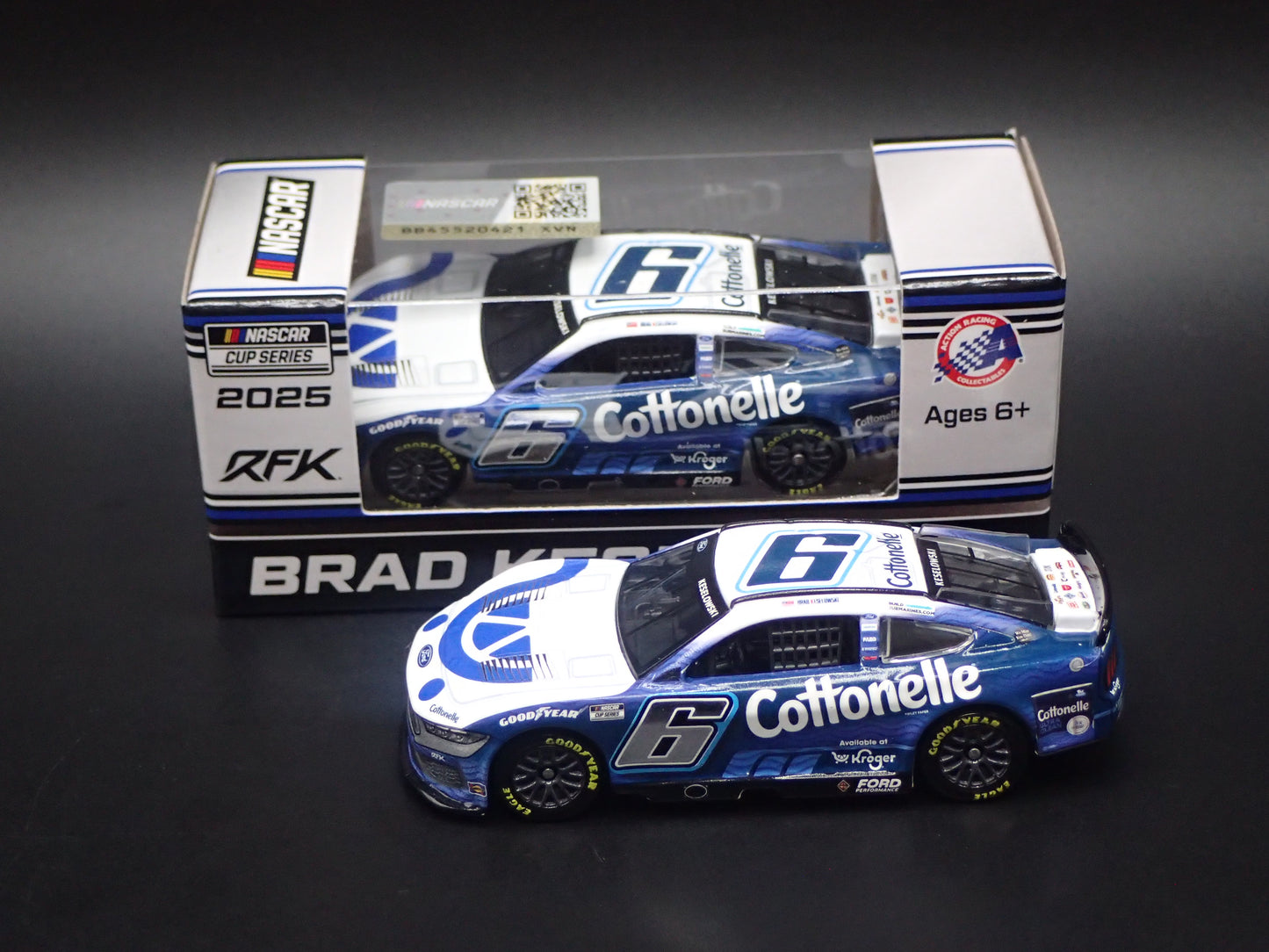2025 25 FORD MUSTANG #6 BRAD KESELOWSKI KROGER/ COTTONELLE NASCAR 1:64 DIECAST CAR