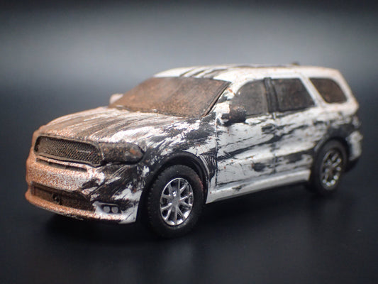 2018-2025 DODGE DURANGO SUV WRECKED 1:64 SCALE DIORAMA DIECAST MODEL CAR