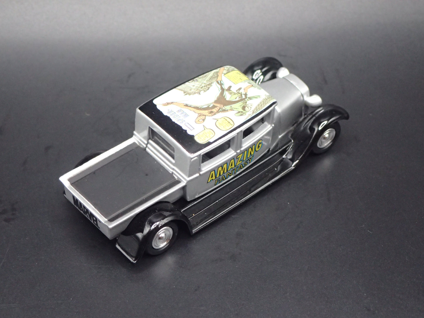 1929 29 FORD CREW CAB PICKUP TRUCK SPIDERMAN 1:64 SCALE DIECAST MODEL CAR