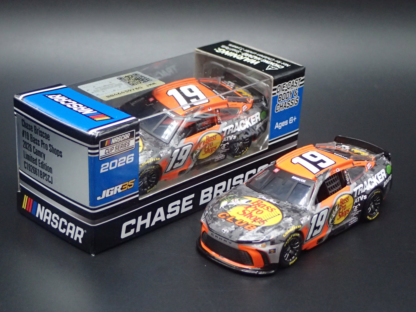 2026 TOYOTA CAMRY 19 CHASE BRISCOE BASS PRO NASCAR 1:64 SCALE DIECAST MODEL CAR