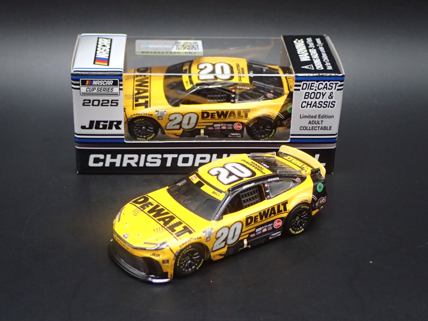 2025 TOYOTA CAMRY 20 CHRISTOPHER BELL DEWALT BRISTOL WIN NASCAR 1:64 DIECAST CAR
