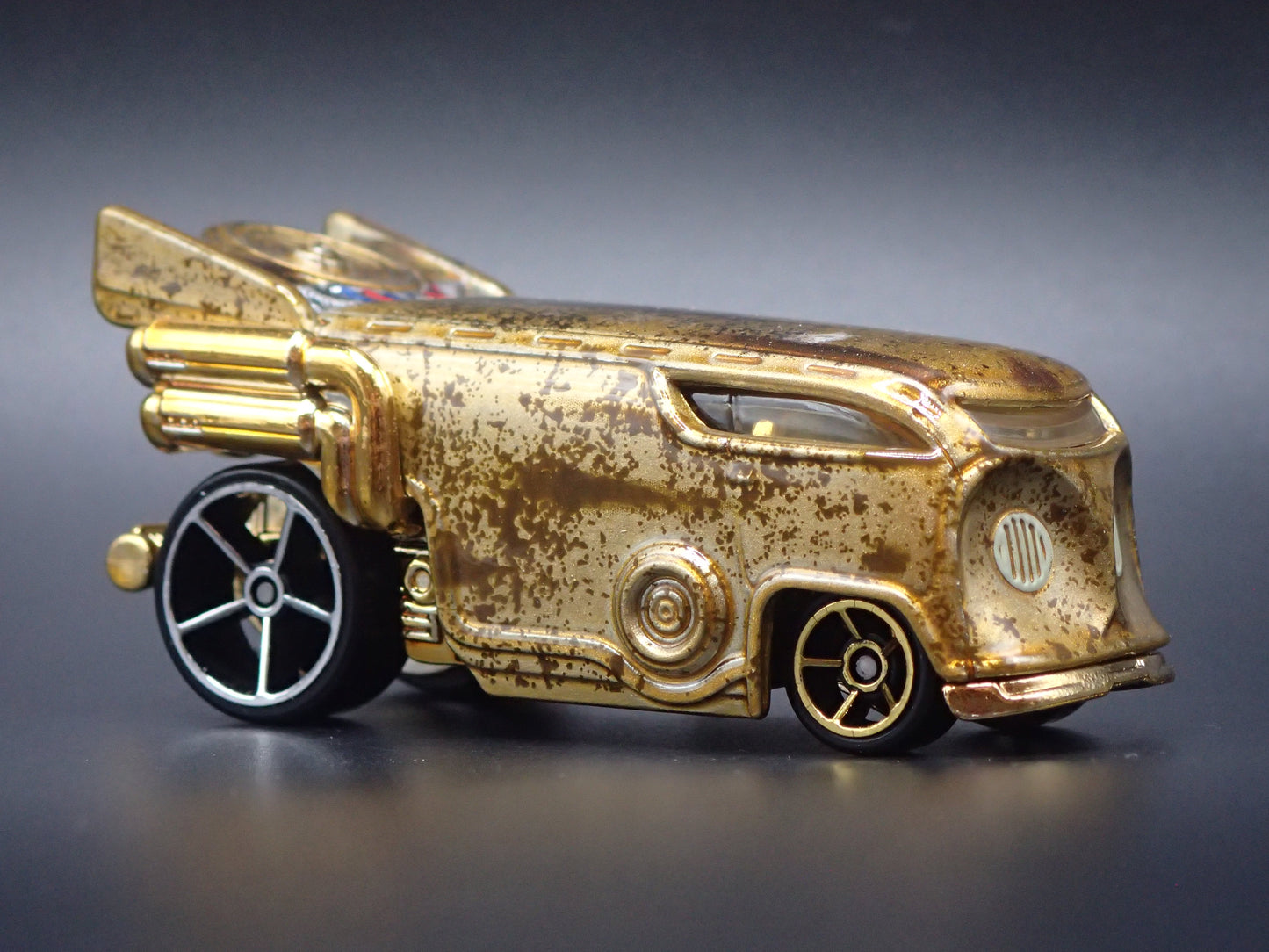 C-3PO DIRTY STAR WARS 1/64 SCALE COLLECTIBLE DIORAMA DIECAST MODEL CAR