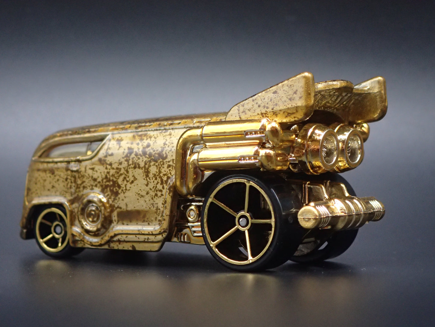C-3PO DIRTY STAR WARS 1/64 SCALE COLLECTIBLE DIORAMA DIECAST MODEL CAR
