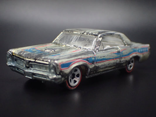 1965 65 PONTIAC GTO MUSCLE BARN FIND 1:64 SCALE COLLECTIBLE DIECAST MODEL CAR