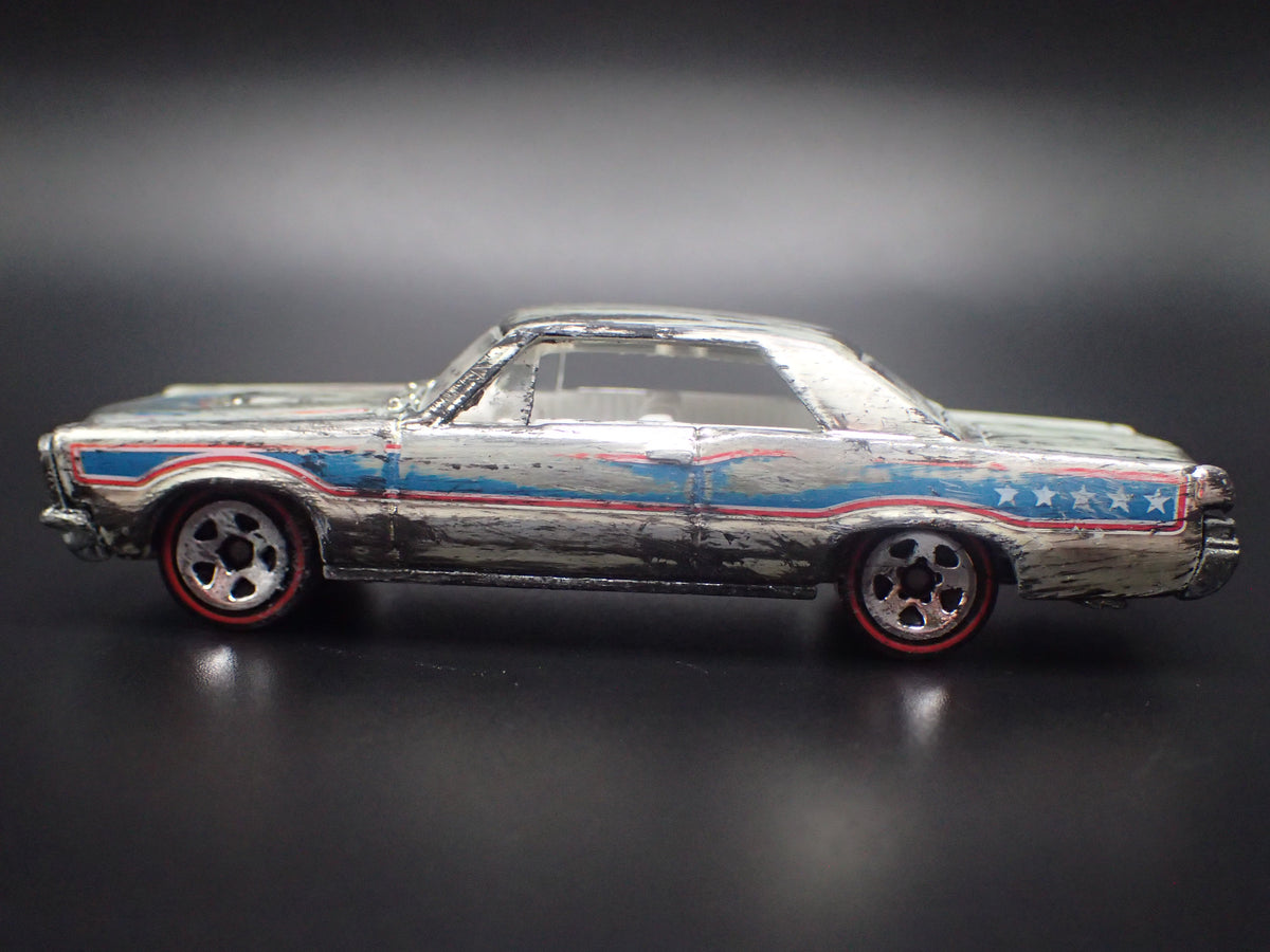 1965 65 PONTIAC GTO MUSCLE BARN FIND 1:64 SCALE COLLECTIBLE DIECAST MODEL CAR