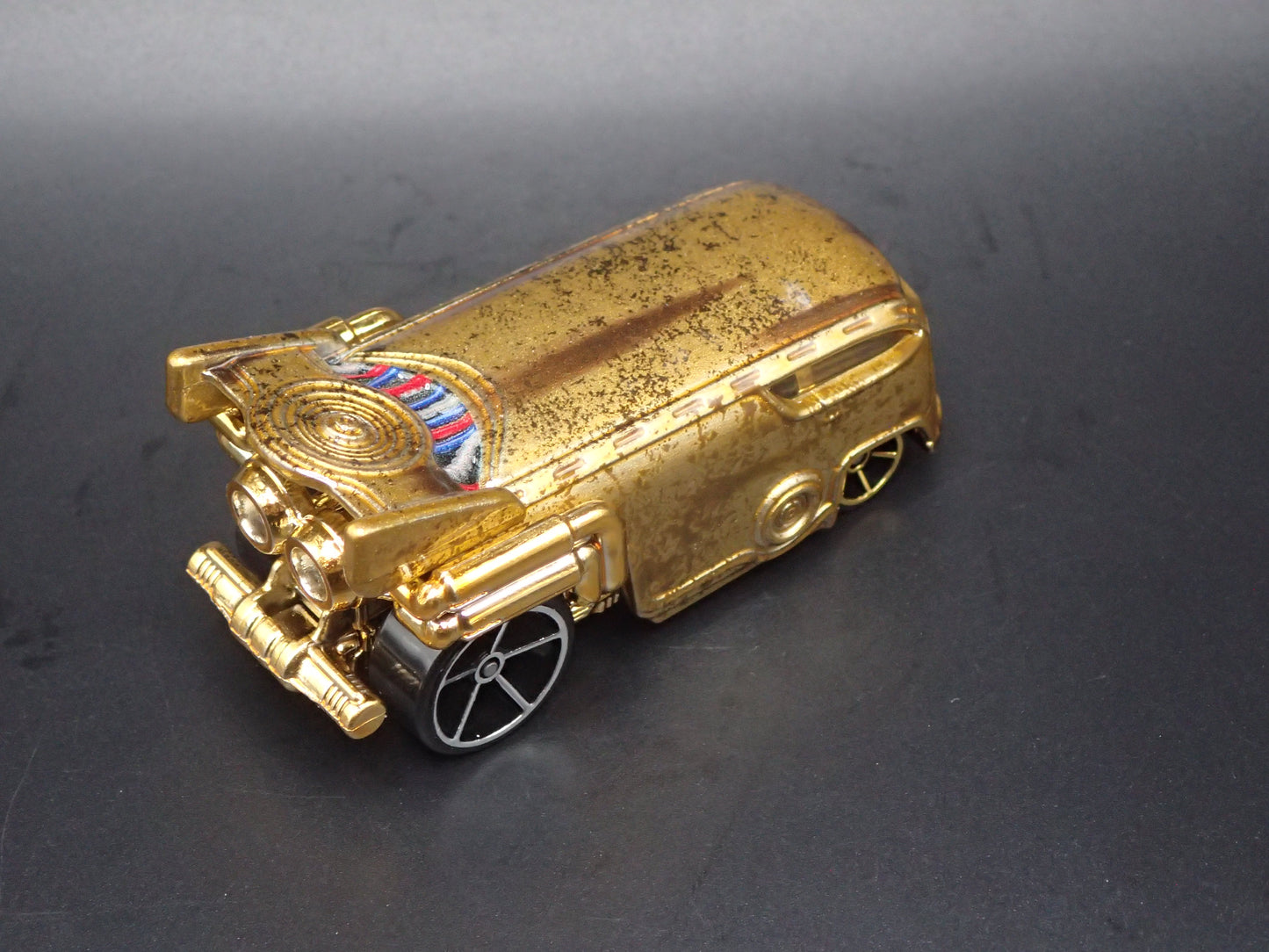 C-3PO DIRTY STAR WARS 1/64 SCALE COLLECTIBLE DIORAMA DIECAST MODEL CAR